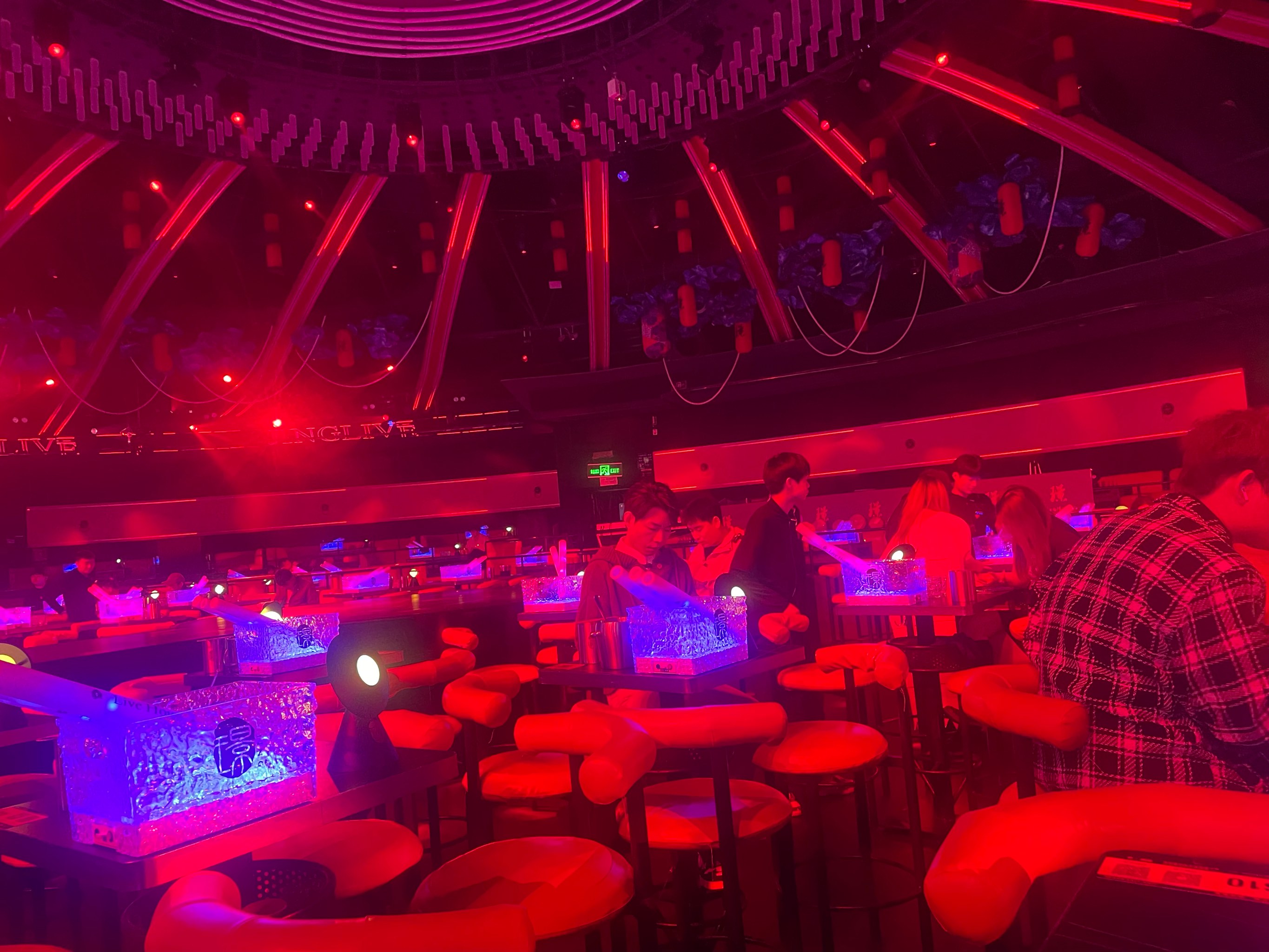 宜春商务KTV：商务洽谈与娱乐完美结合-丰城市ktv预订